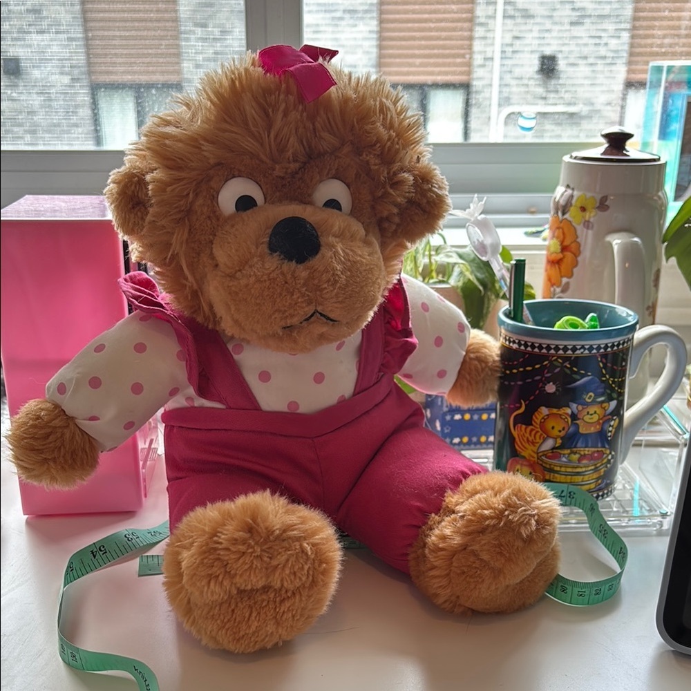 Vintage Berenstain Bears Sister Bear Plush 16 inches very fluffy